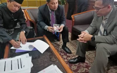 PERJUMPAAN CEO KKYT BERSAMA PENGERUSI SERTA LEMBAGA PENGARAH.